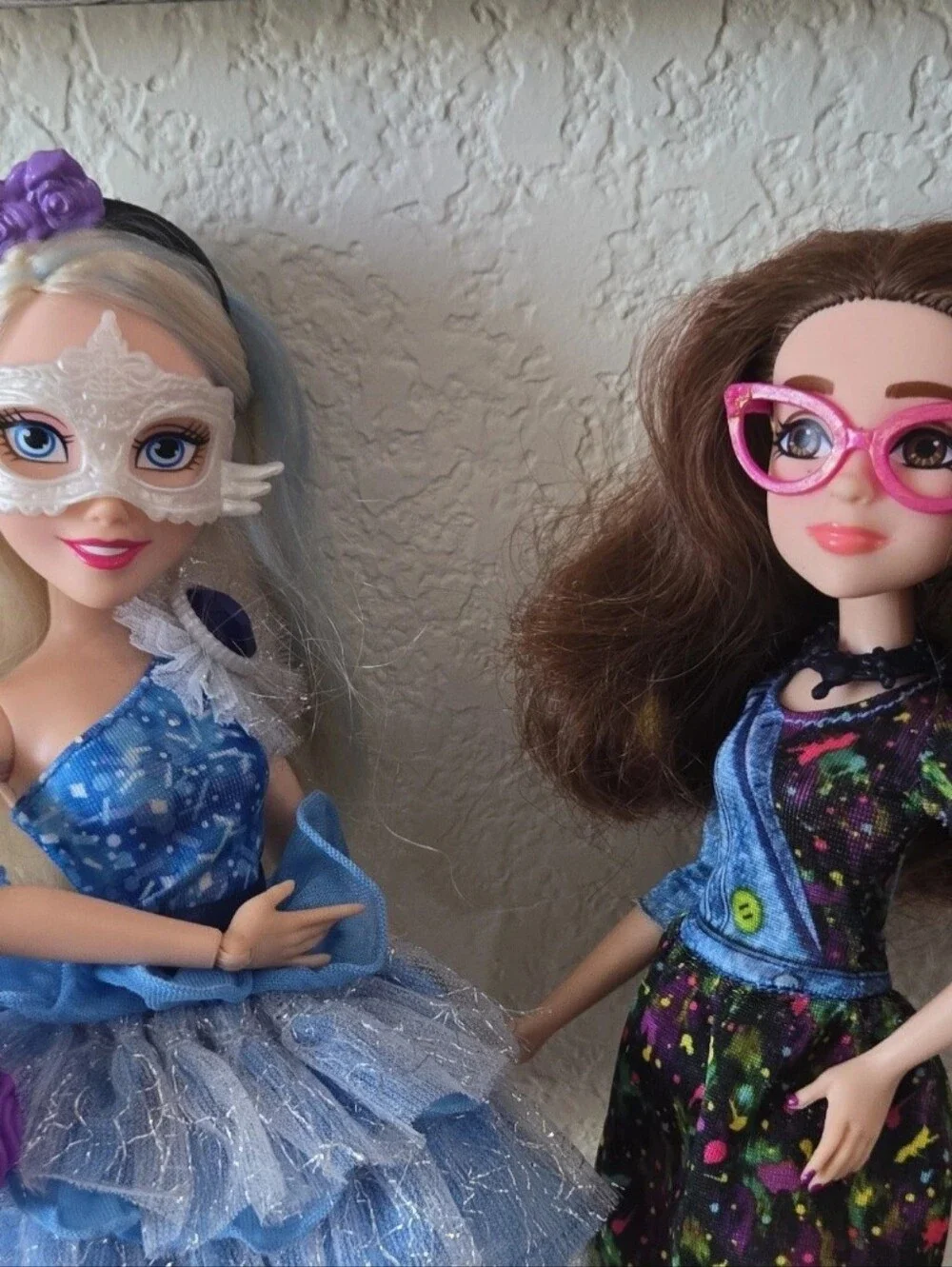 Ally And Dizzy Descendants Dolls